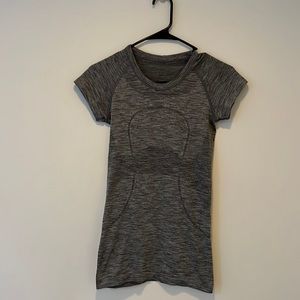 Lululemon Swiftly Tech Short Sleeve